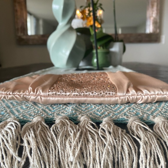 Betsy Johnson Clutch (Pink) w/Gold Hardware & Removable Chain. - Picture 10 of 10